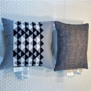 2 Throw Pillows. Gray, White & Black. Never Used.